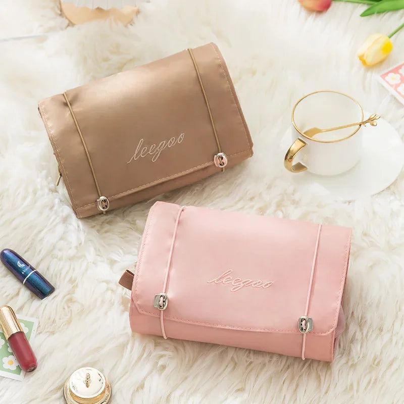 Hopfällbar Fyra-i-ett Necessär